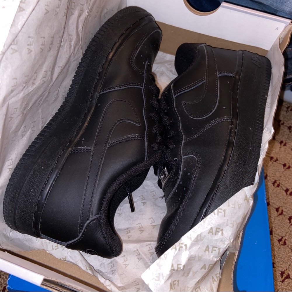 Nike black Air Force 1 4.5Y